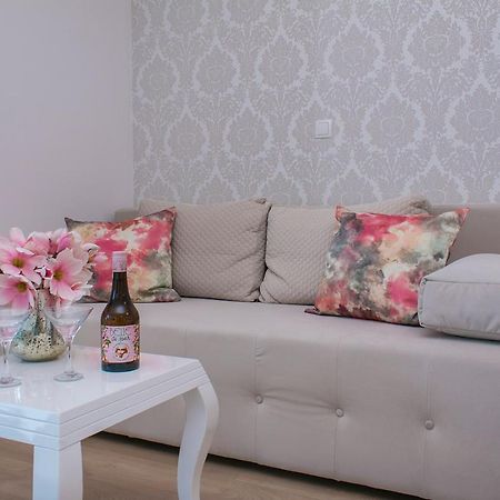 מאקרסקה Apartman Sunshine מראה חיצוני תמונה